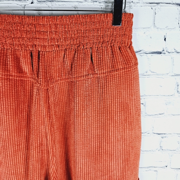 UO URBAN OUTFITTERS | drapey soft corduroy wide leg high waist pants - Picture 4 of 10